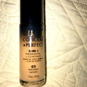 Milano 2 +1 Foundation and Concealer